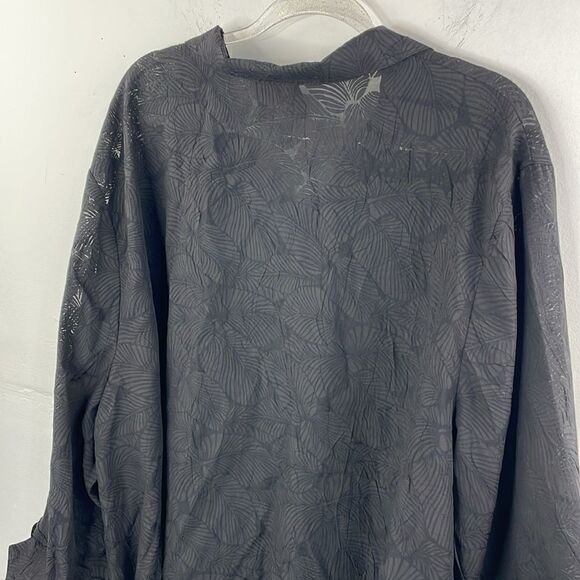 Maggie Barnes Black Tropical design crinkled button down 3/4 sleeves size 32W - Picture 6 of 8